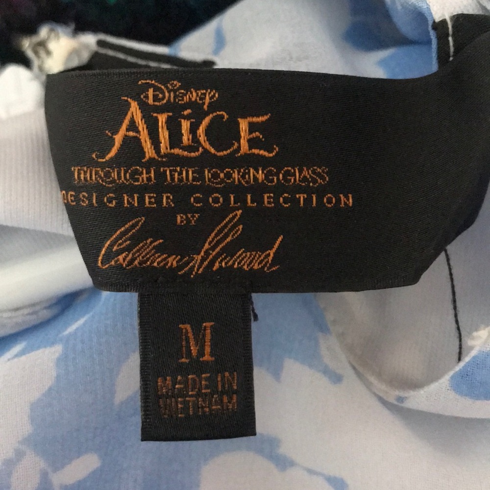 Dress - Picture 4 of 4